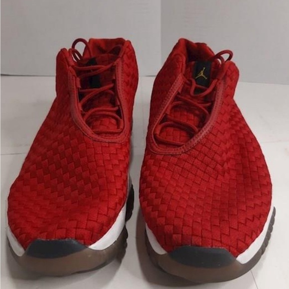 Jordan’s - Picture 1 of 4